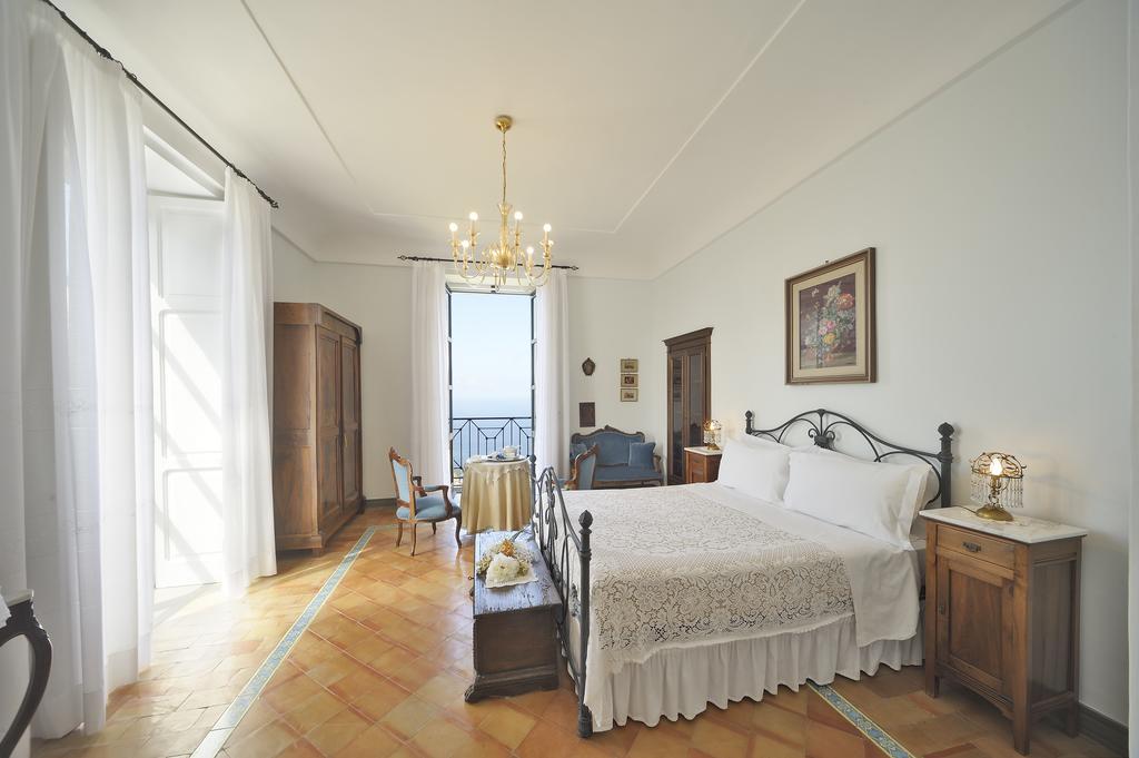 Residenza Matarazzo E Le Sue Soffitte Apartment กัสเตลลาบาเต ห้อง รูปภาพ