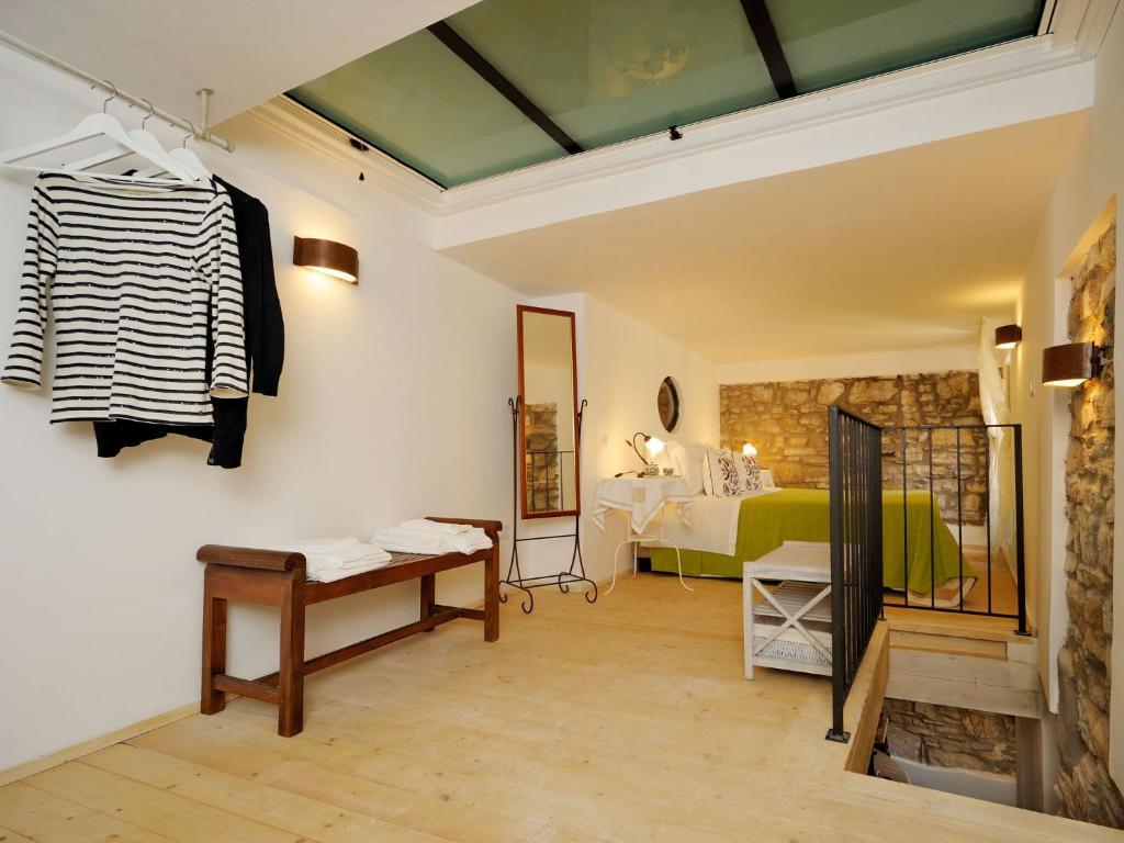 Residenza Matarazzo E Le Sue Soffitte Apartment กัสเตลลาบาเต ห้อง รูปภาพ